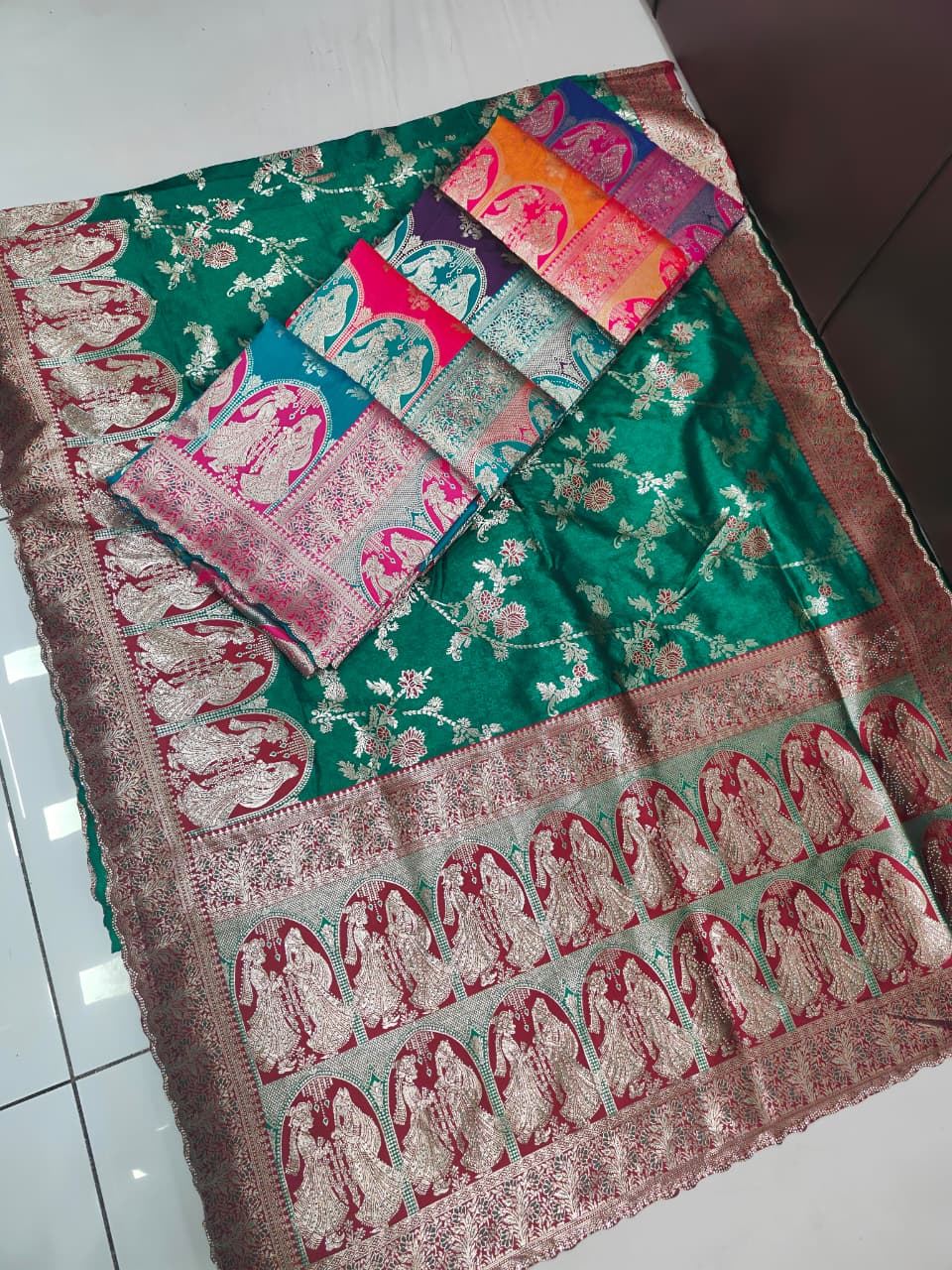 Buy Wholesale Saree ( Article No -SF011) at factory price from SareeFactories.com , Surat - Image 2